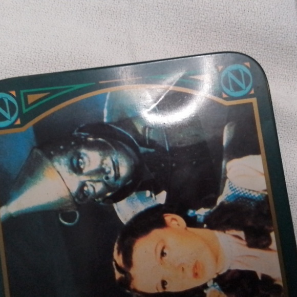 Wizard of Oz collectors Tin and 2 sets of playing cards - Picture 12 of 12